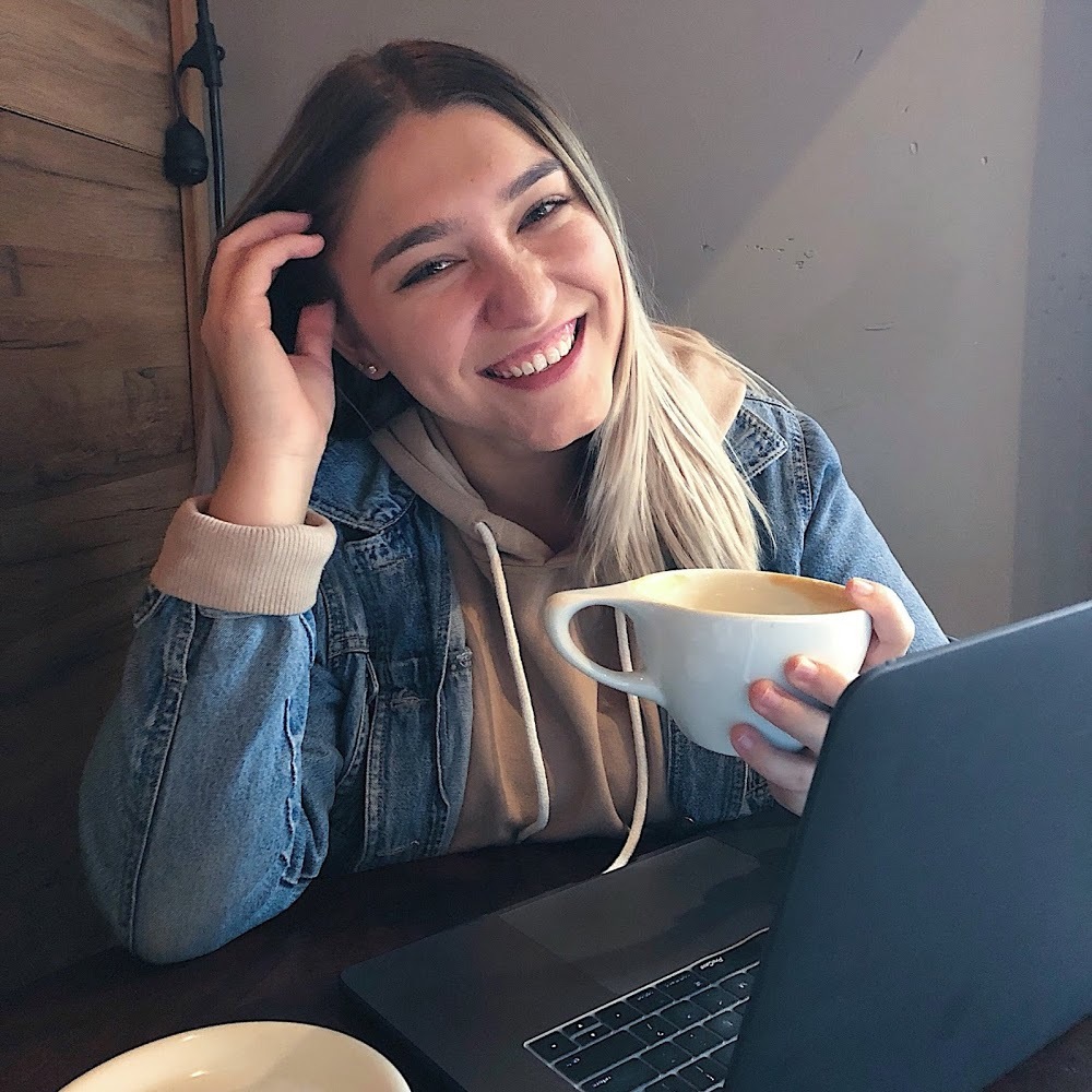 Meet your Posher, Jenna